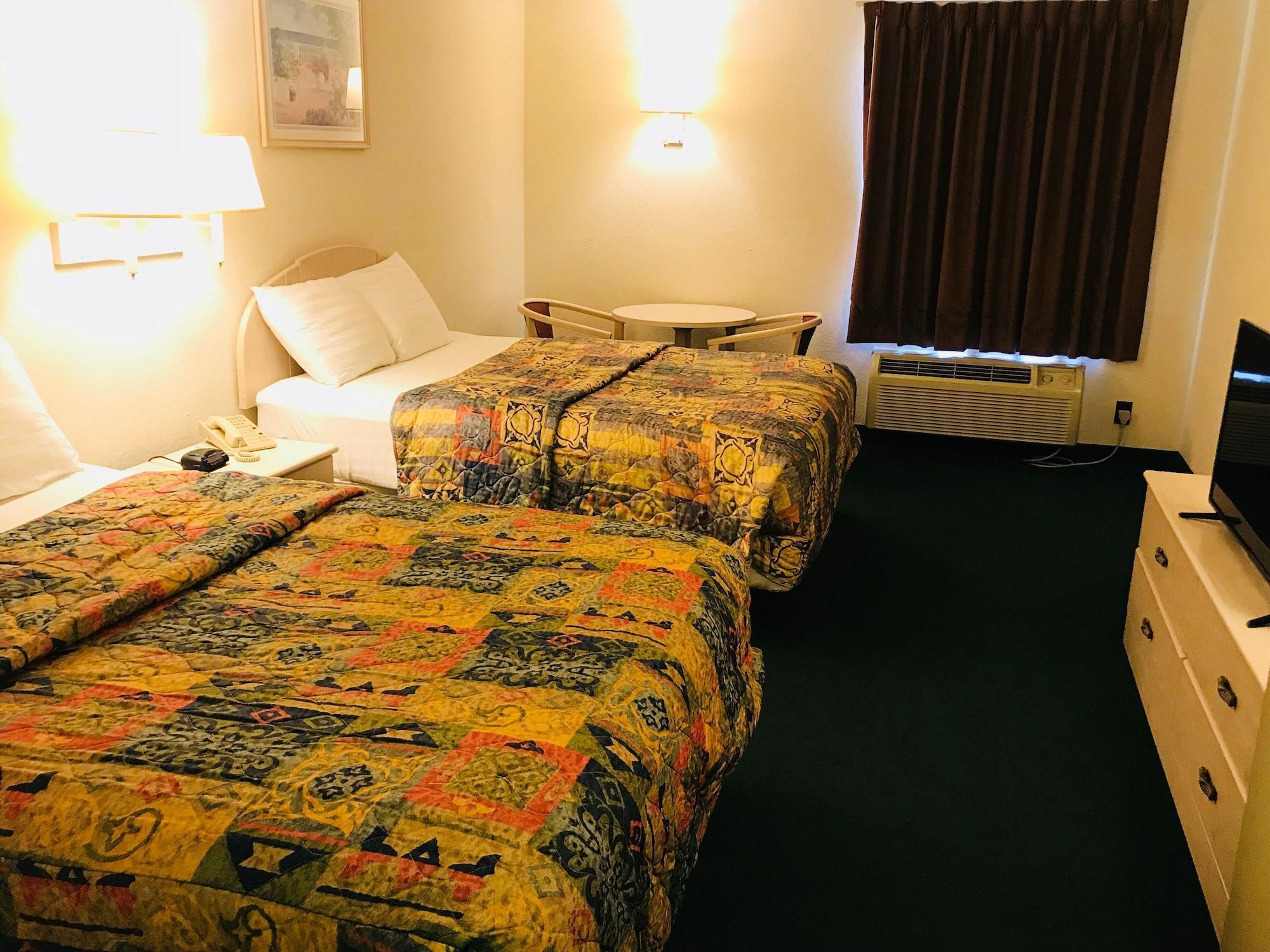 Pinckneyville Inn And Suites Exteriör bild