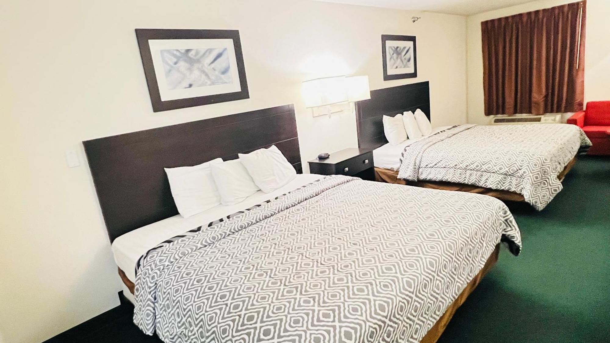 Pinckneyville Inn And Suites Exteriör bild