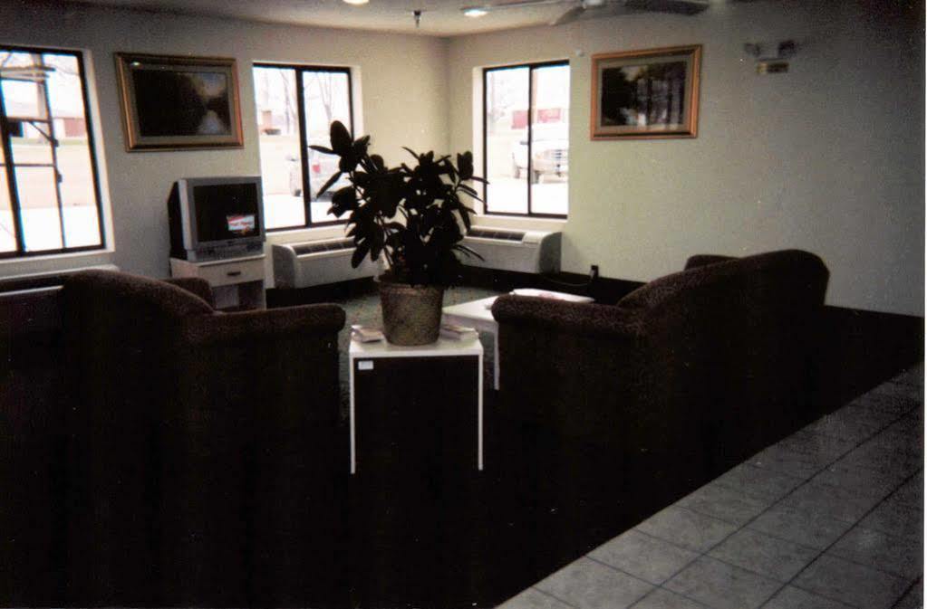 Pinckneyville Inn And Suites Exteriör bild
